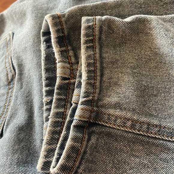 BALLOON Women's Blue Jeans with Pink Stripe - Picture 14 of 14